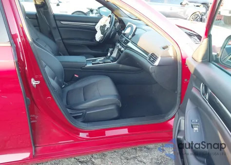 2019 Honda Accord Sport z USA, uszkodzony, nr VIN 1HGCV1F33KA145389